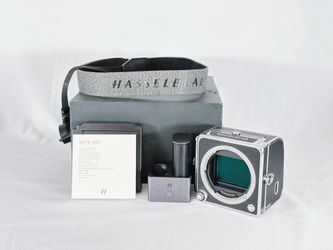 Hasselblad 907x 50C medium format mirrorless camera