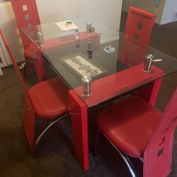 Read DESCRIPTION  Red Table For Sale With Or Without chairs