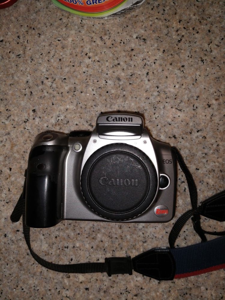 Canon EOS Rebel DSLR