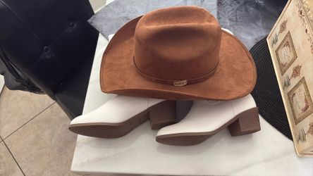 Hat And Boots 