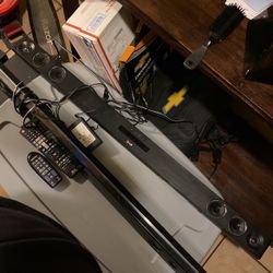 LG Surround Bar With Sub And Controller