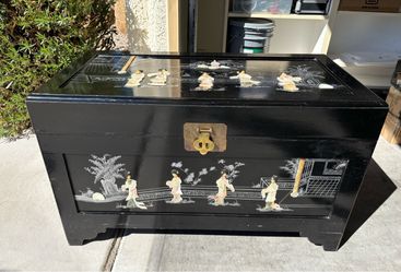 Asian Black Lacquer Storage Chest – Mother-of-Pearl Inlay – Brass Hardware