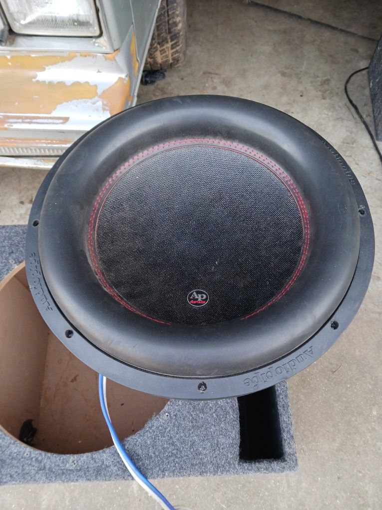 Audiopipe 4 Stack 15 Sub And Box