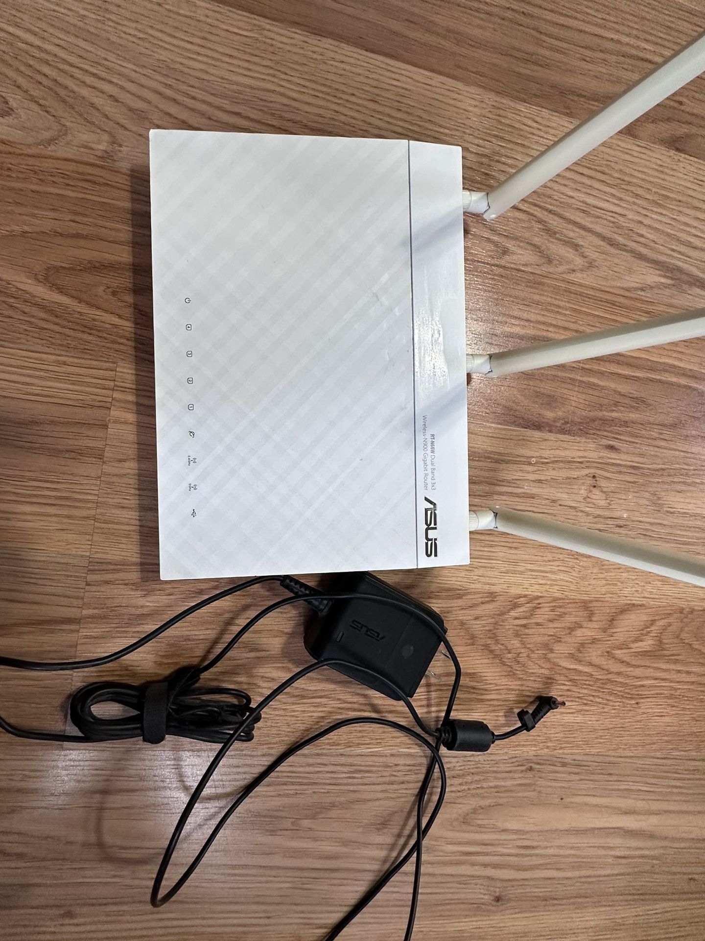 Wirelessly Router - Asus RT- N66W Dual Band 3*3