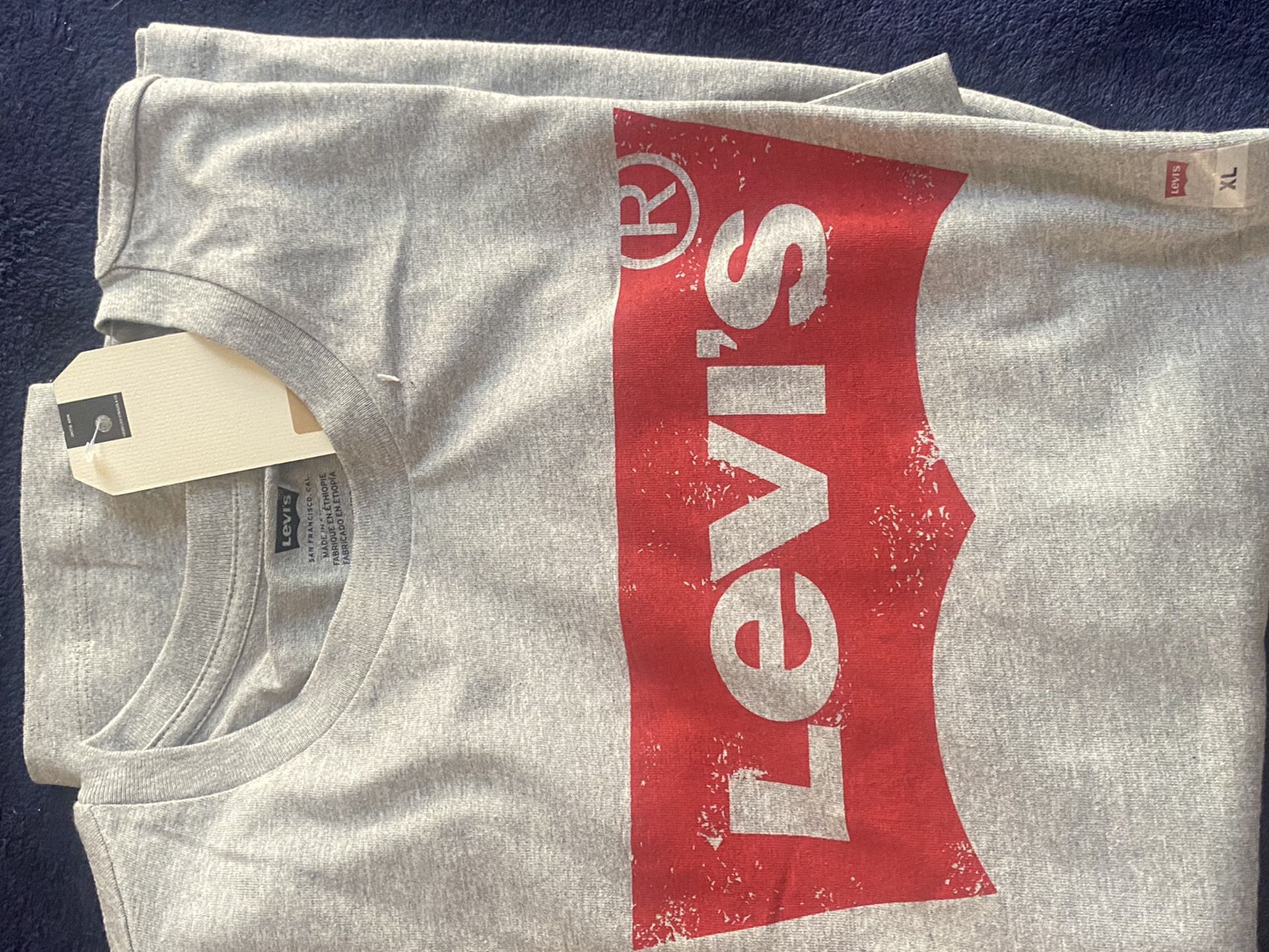 Levi’s Tshirt