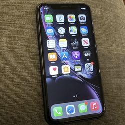 iPhone XR ( Unlocked )