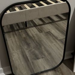 Regular mirror
