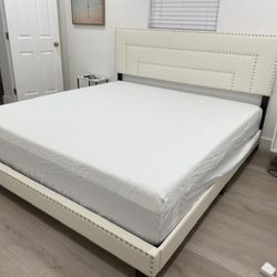 King Size Bed Frame With MATTRESS And Boxspring Set 