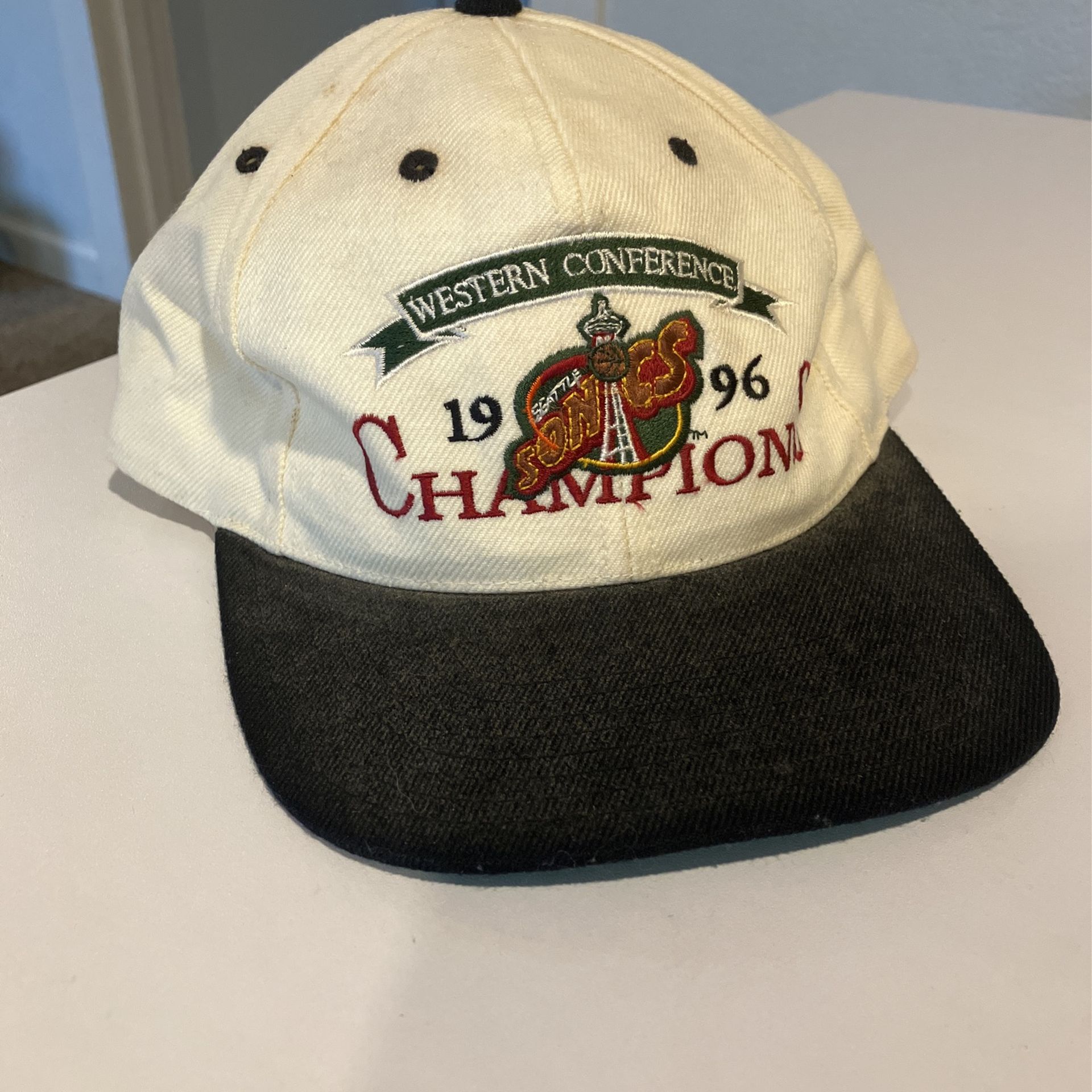 Vintage Seattle Sonics Hat