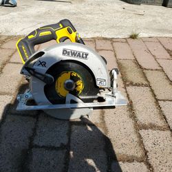dewalt skill saw