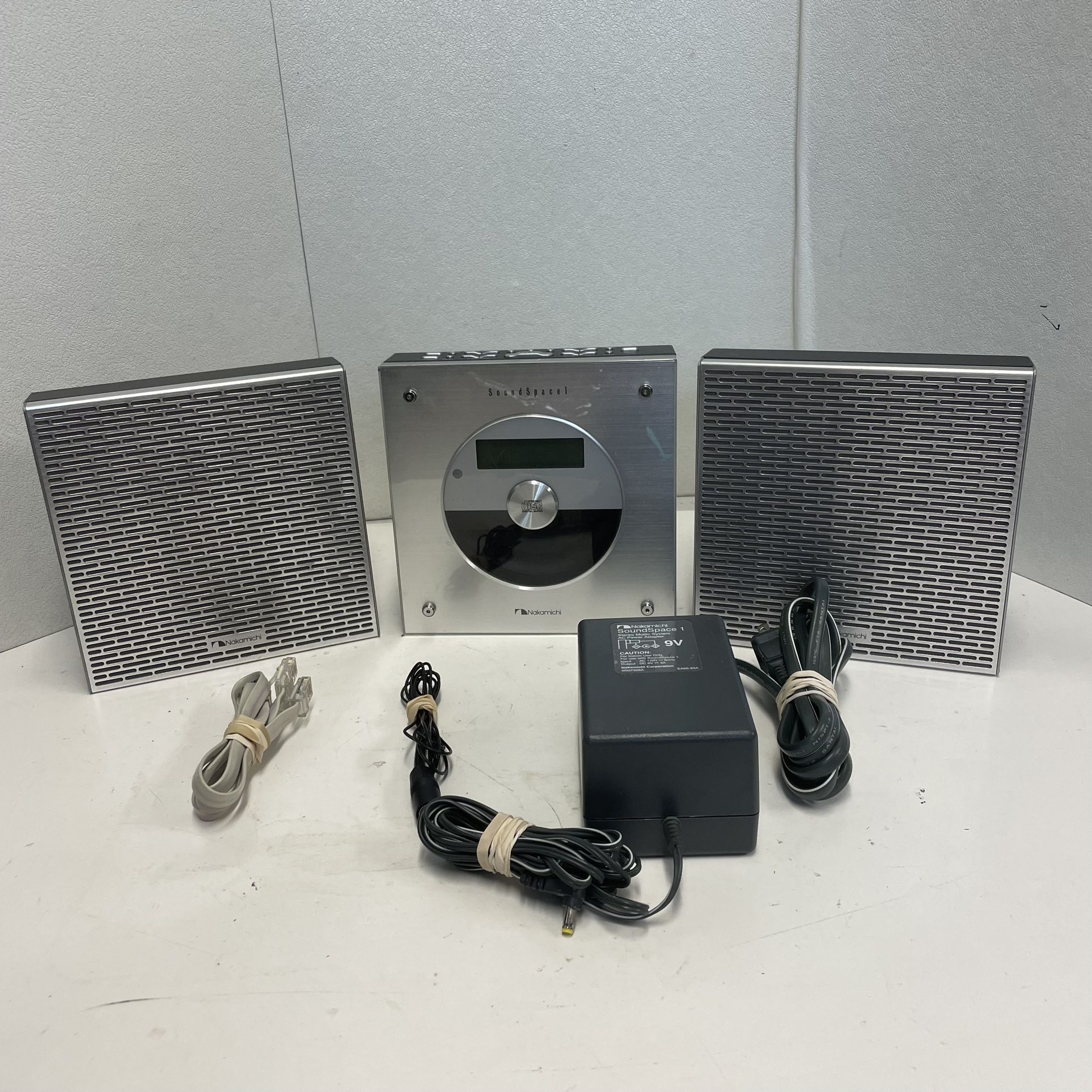 Vintage Nakamichi SoundSpace 1 Stereo Music System AM/FM CD Player - No remote