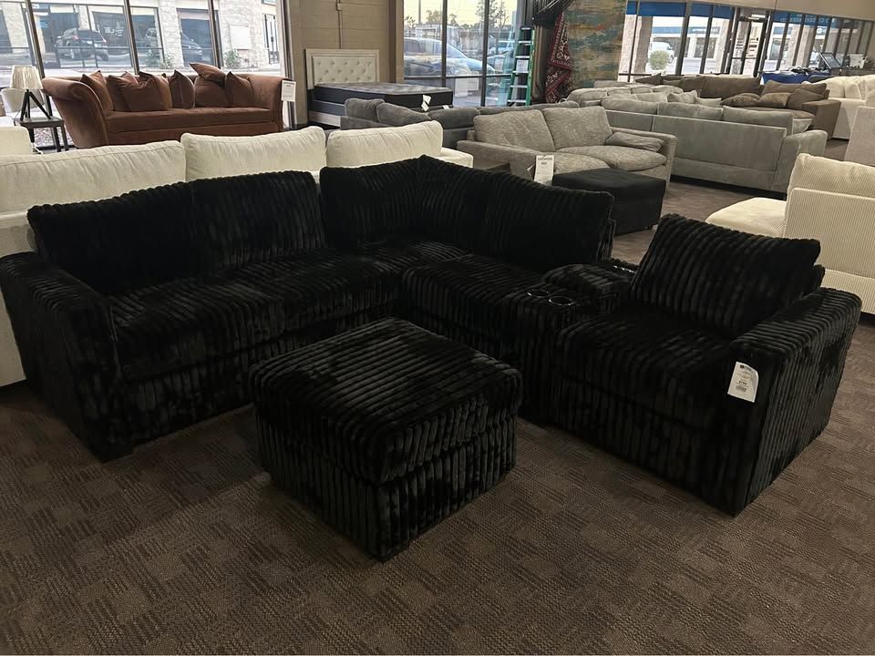 Black comfy sectional w/ console and ottoman