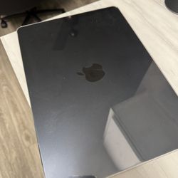 Apple - MacBook Air 13.6" Laptop 