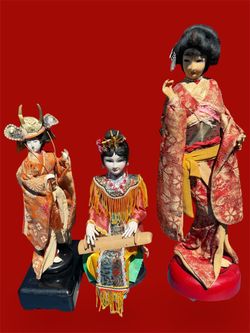 Vintage MUSICAL Geisha Dolls