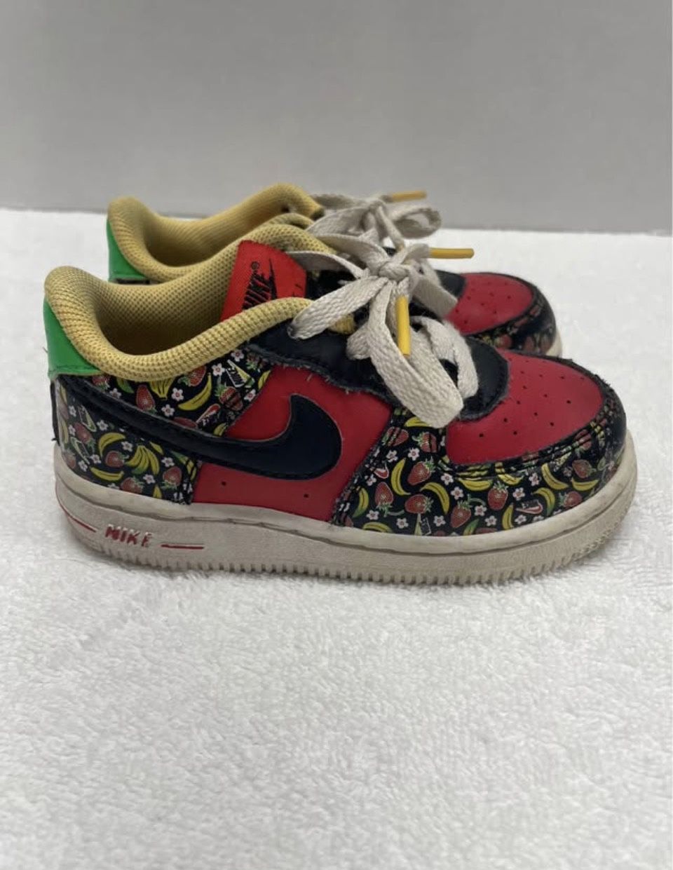 Nike Air Force 1 Strawberry Banana Red Black Multicolor | Size 7c