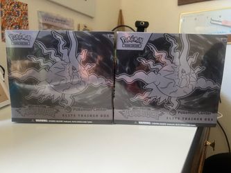 Pitch Black Pokemon Center Elite Trainer Box
