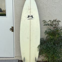 Surfboard 6’6” Haut