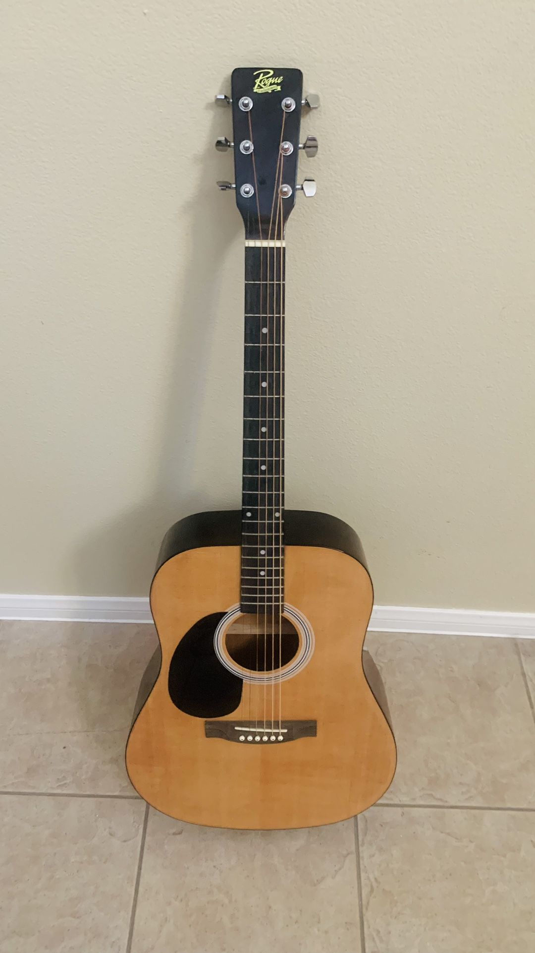  Rogue RG-624 Left-Handed Dreadnought Acoustic Guitar 