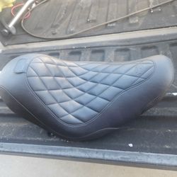 Harley-Davidson Softail Mustang Seat
