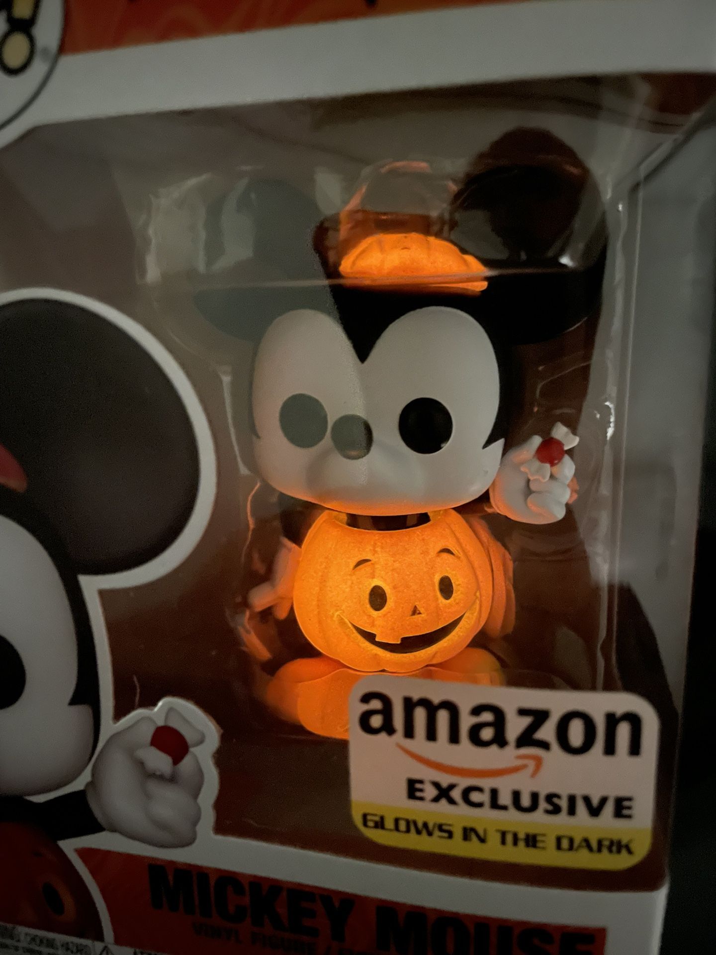 GLOW Mickey Mouse Pumpkin Costume Funko Pop *MINT* Amazon Exclusive GITD Halloween Trick Treat Disney 1218 with protector