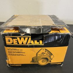 Dewalt  Wet And Dry Masonry Saw 4-3/8"(110mm)  With Blade Model  Dwc860w