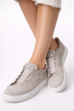 Kate Spade “Lance” Slip-on Ruffle Shoes. Size 8