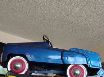 Antique pedal car
