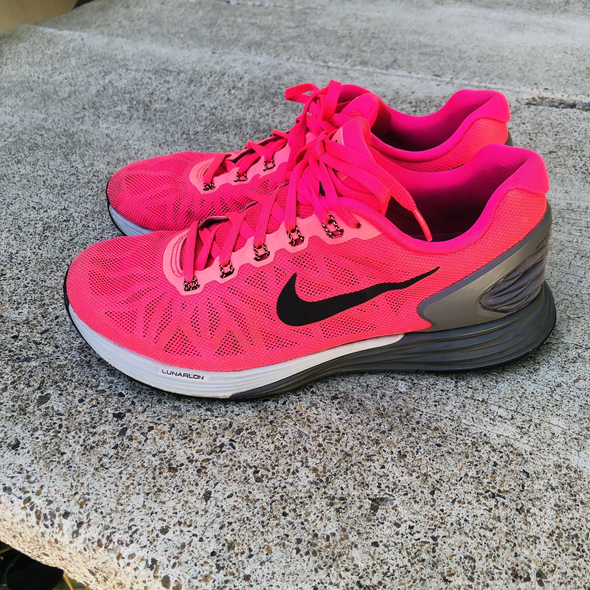NIKE Lunarglide Women Running Sale in Lincoln Acres, CA - OfferUp