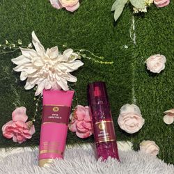 Pink Obsessed Hydrating Body Cream 8 oz & Fragrance Mist 5 oz Shea Butter