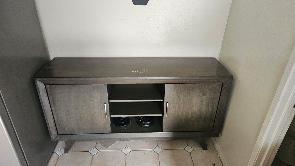 Solid Wood Storage Cabinet / Sideboard – Modern Rustic