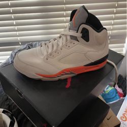 Retro Jordan 5s
