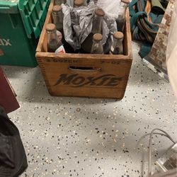 Vintage Moxie Cola Crate