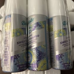 Travel size dry shampoos! 
