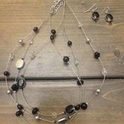 Black and Silver Costume Bead Jewelry Set 
