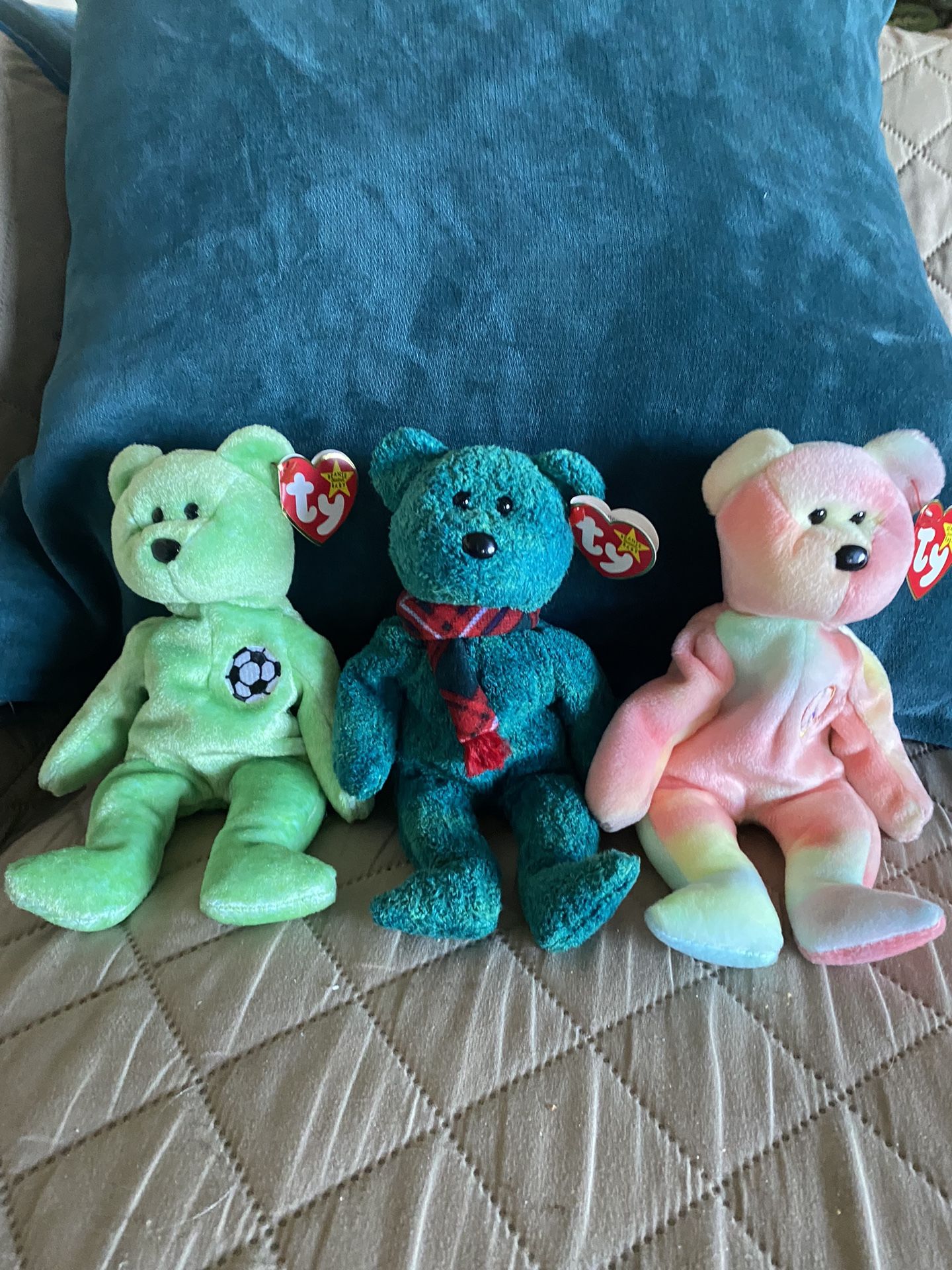 Ty Beanie Babies Lot of 3, Kicks 1998, Wallace 1999, & Peace 1996