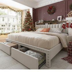 Cozy , Elegant, Modern,Queen Bed With Mattress, Comforter , Pillow And Fitted Sheets  