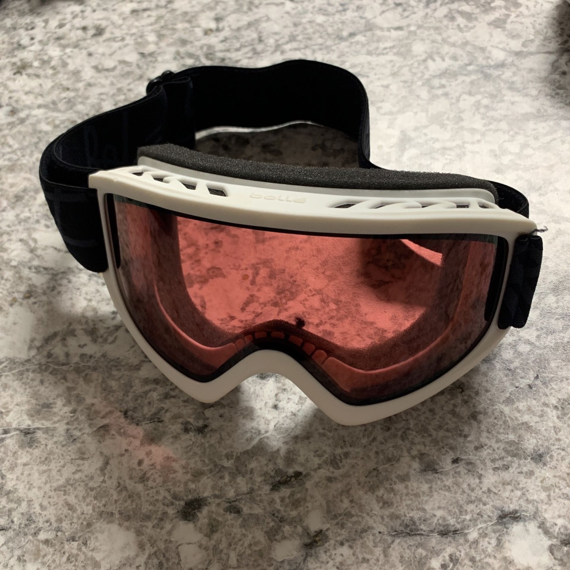 Snowboard/Ski Goggles