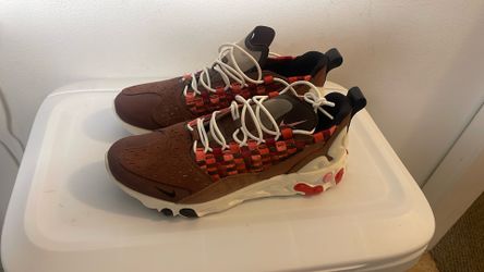 Brand New Nike React(Men’s 9.5)