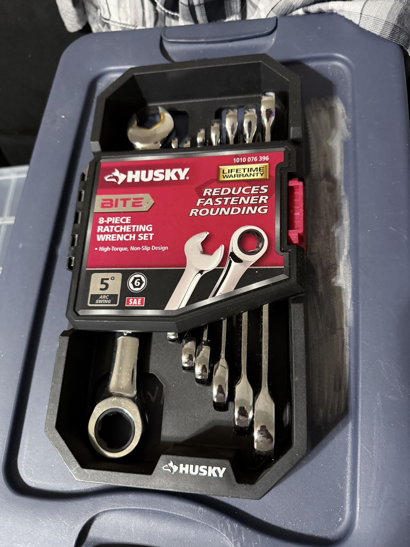 Husky 8 pc. Ratcheting wrench set-Non-slip BITE models SAE