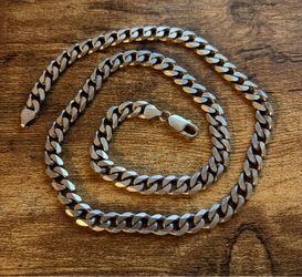 Silver Cuban link necklace
