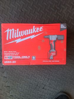 Milwaukee M12 Rivet Tool 2550-20