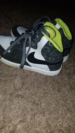 Boys nike 11c