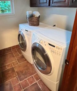 Whirlpool Duet Sport Front Load Washer & Gas Dryer Set, Works Great