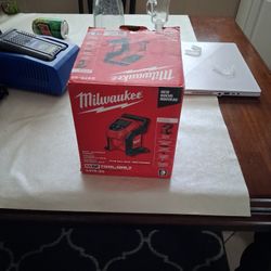 M12 Compact Inflator