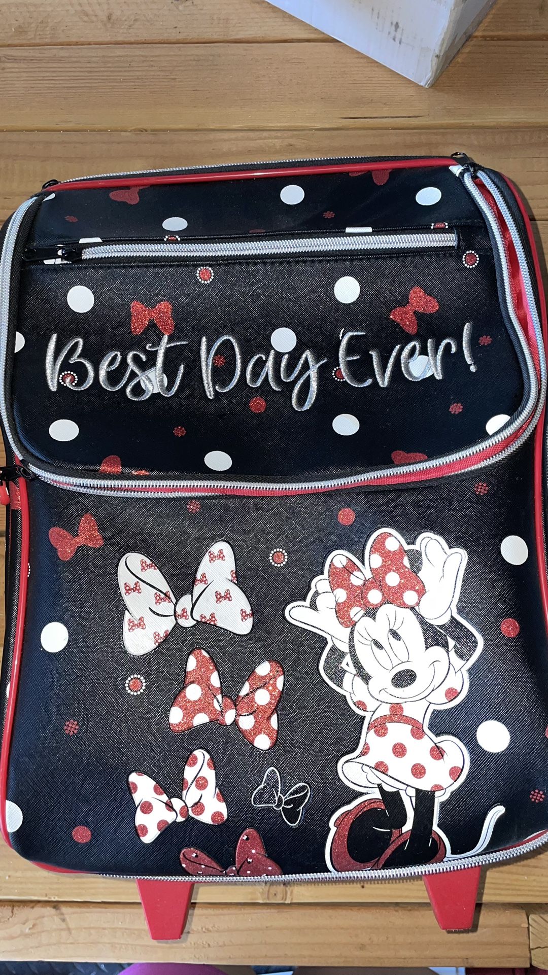 Disney Minnie Mouse Best Day Ever Rolling Carry On Bag Suitcase