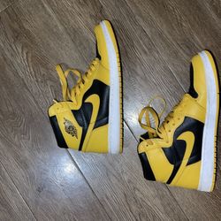 Air Jordan 1 Retro High OG 'Pollen