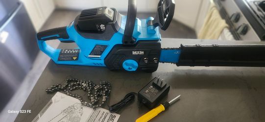 SEESII - Motosierra eléctrica inalámbrica de 40 V, 16 pulgadas, motosierra sin escobillas de 2000 W
1×40v 4000mAh Batteries & Chargers, Auto Oiler, Ba