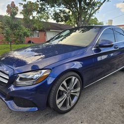 2018 Mercedes C300