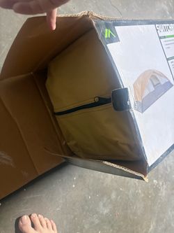 Quest 12 person switchback tent