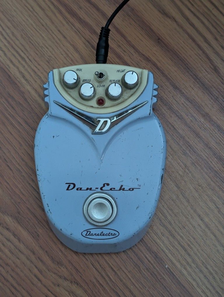 Dan Electro Dan Echo Guitar Pedal